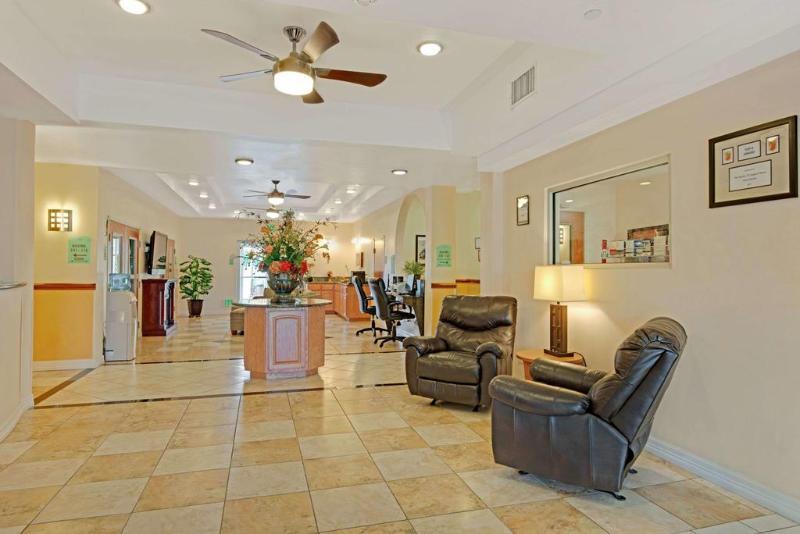 Rodeway Airport Area Inn Charlotte